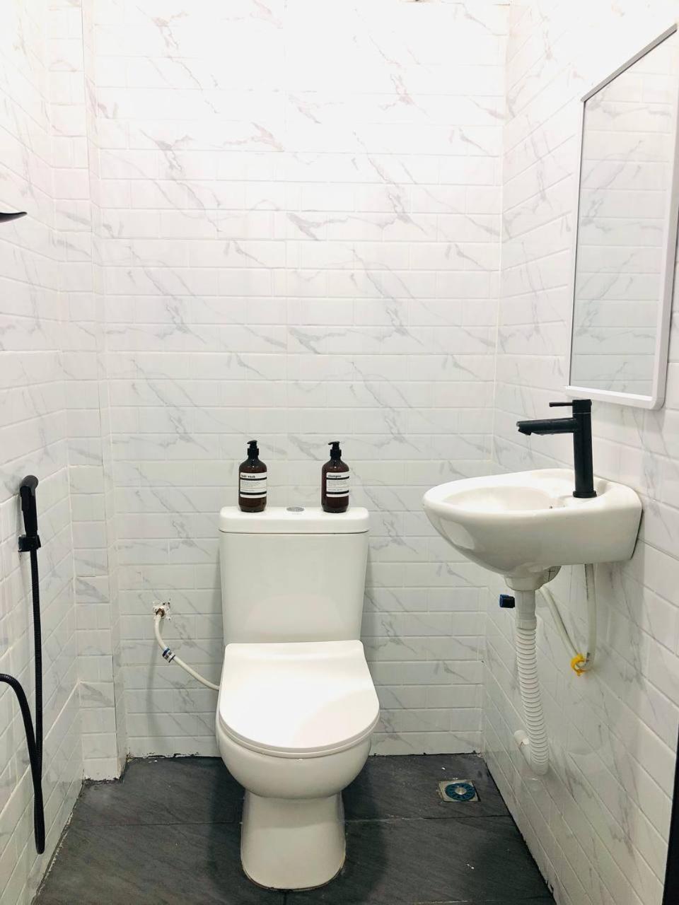 Roomstay By Abe Cottage Kampung Kuala Besut Bagian luar foto