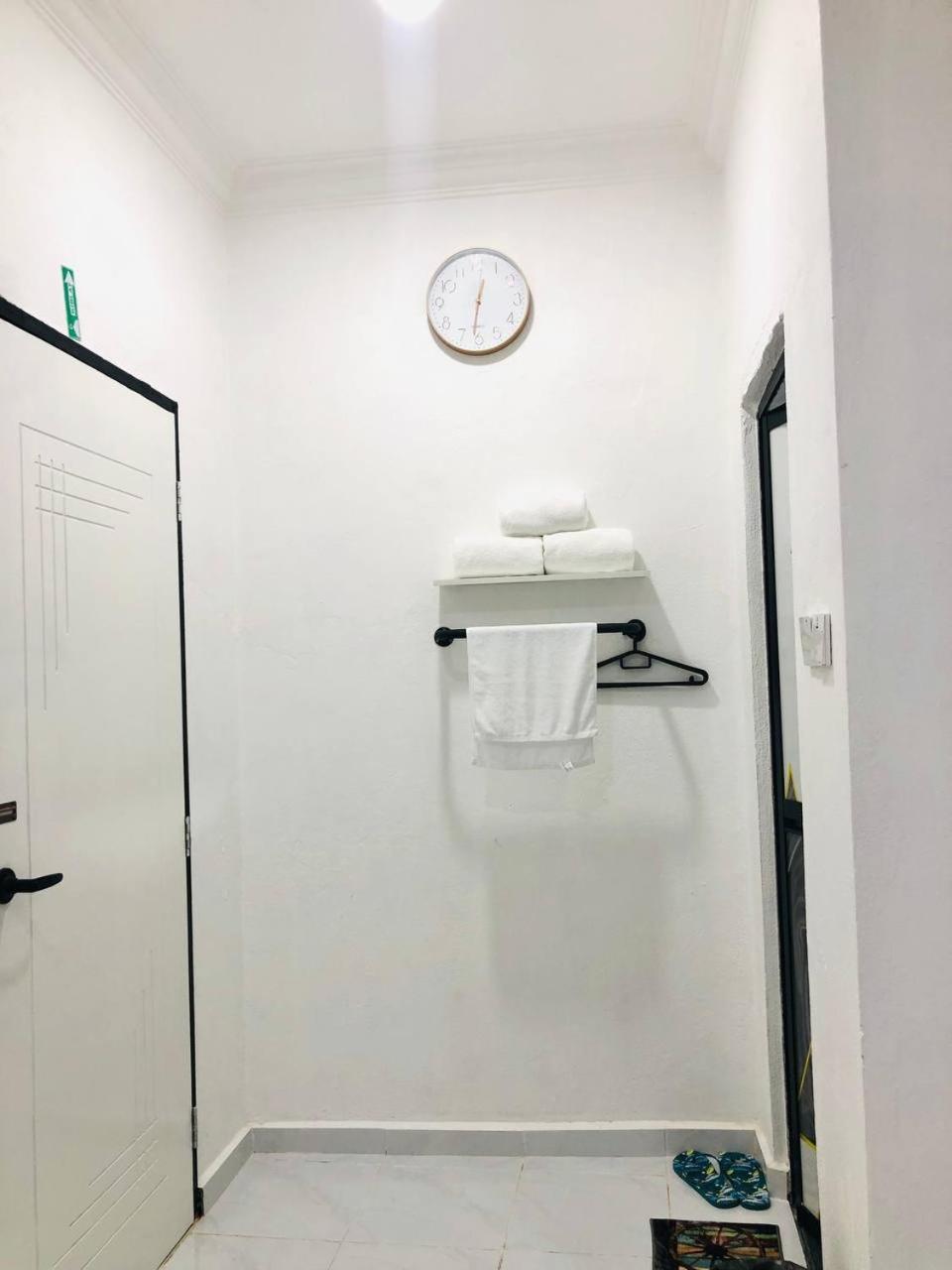 Roomstay By Abe Cottage Kampung Kuala Besut Bagian luar foto