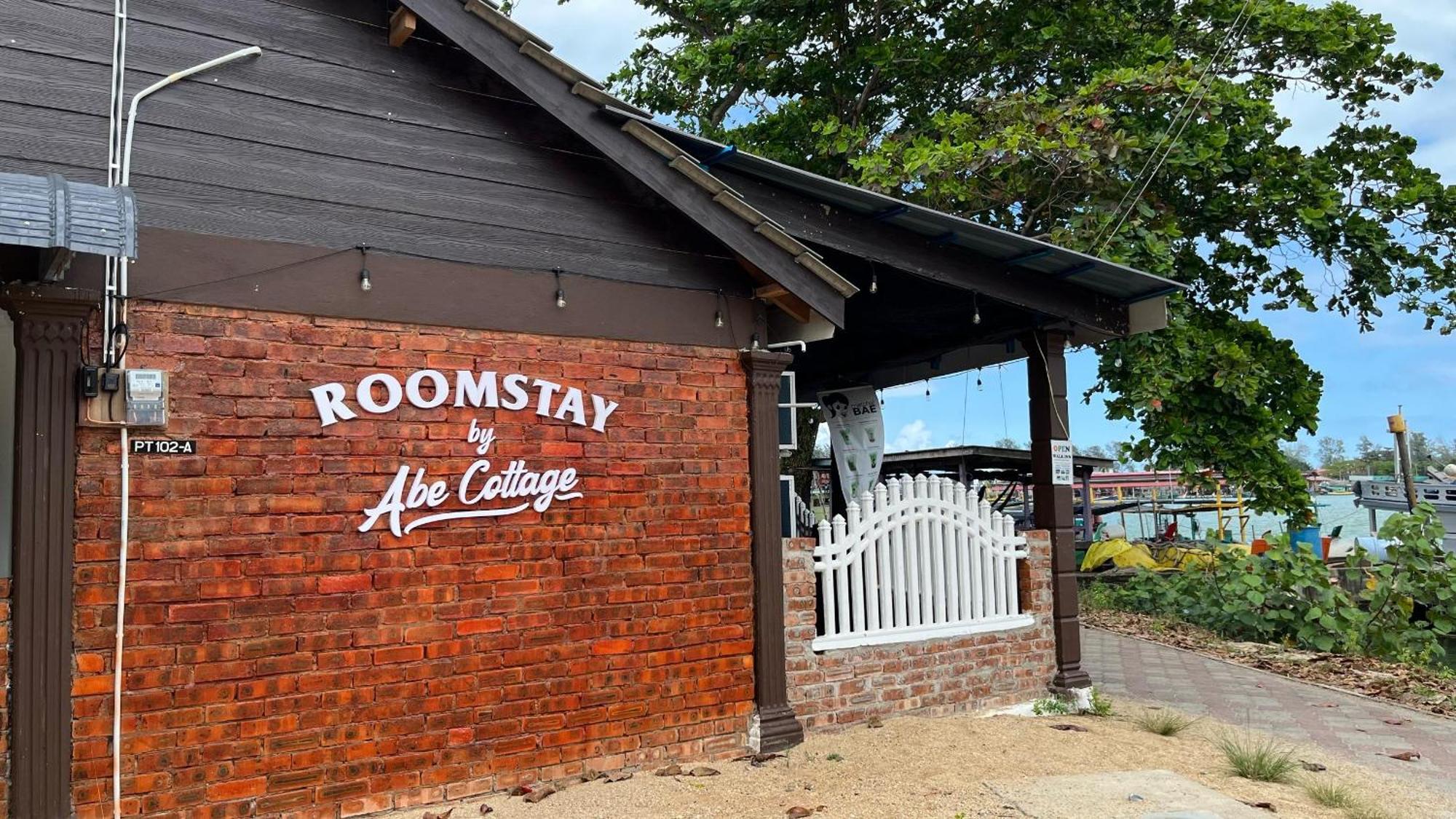 Roomstay By Abe Cottage Kampung Kuala Besut Bagian luar foto
