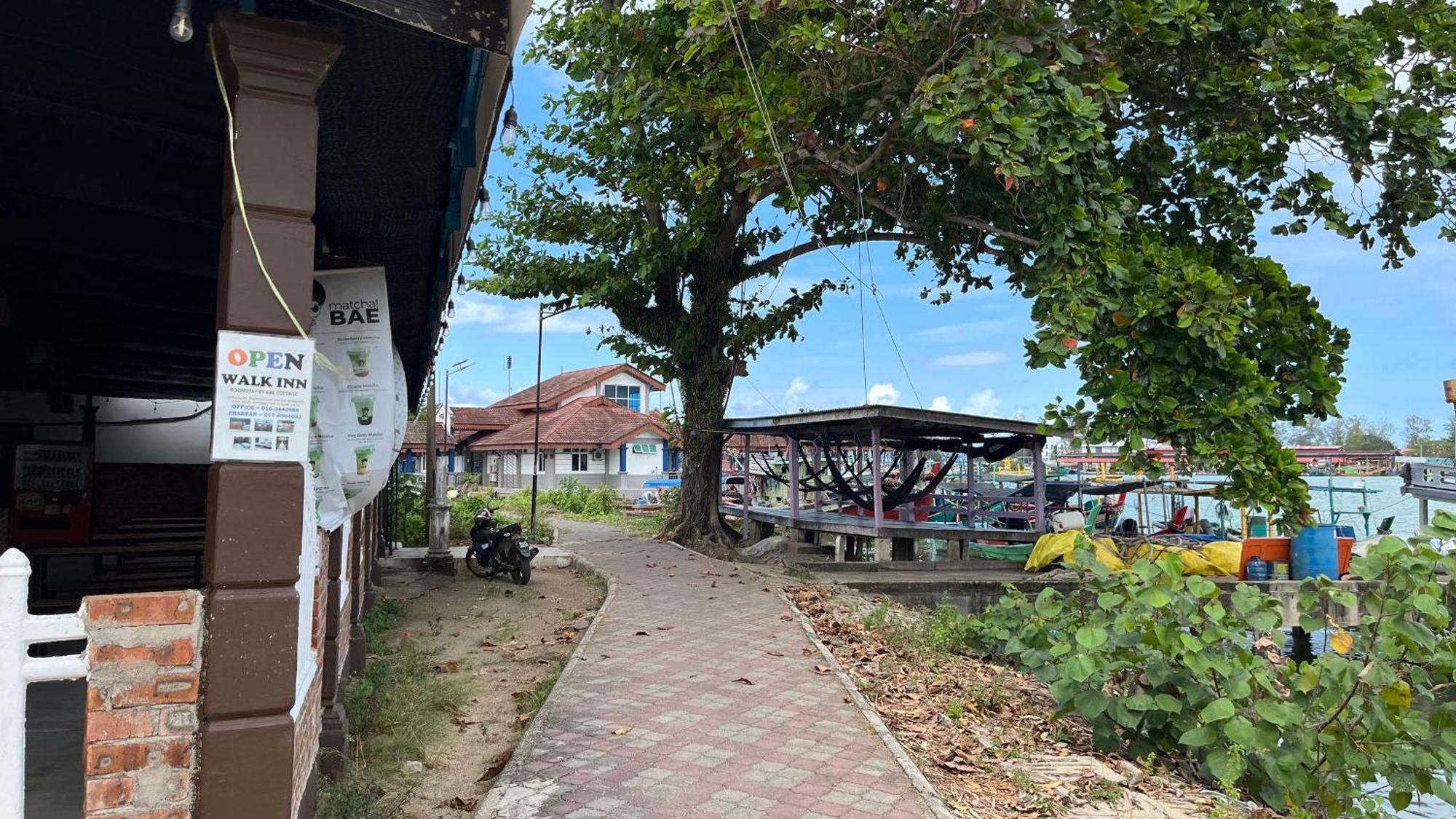 Roomstay By Abe Cottage Kampung Kuala Besut Bagian luar foto