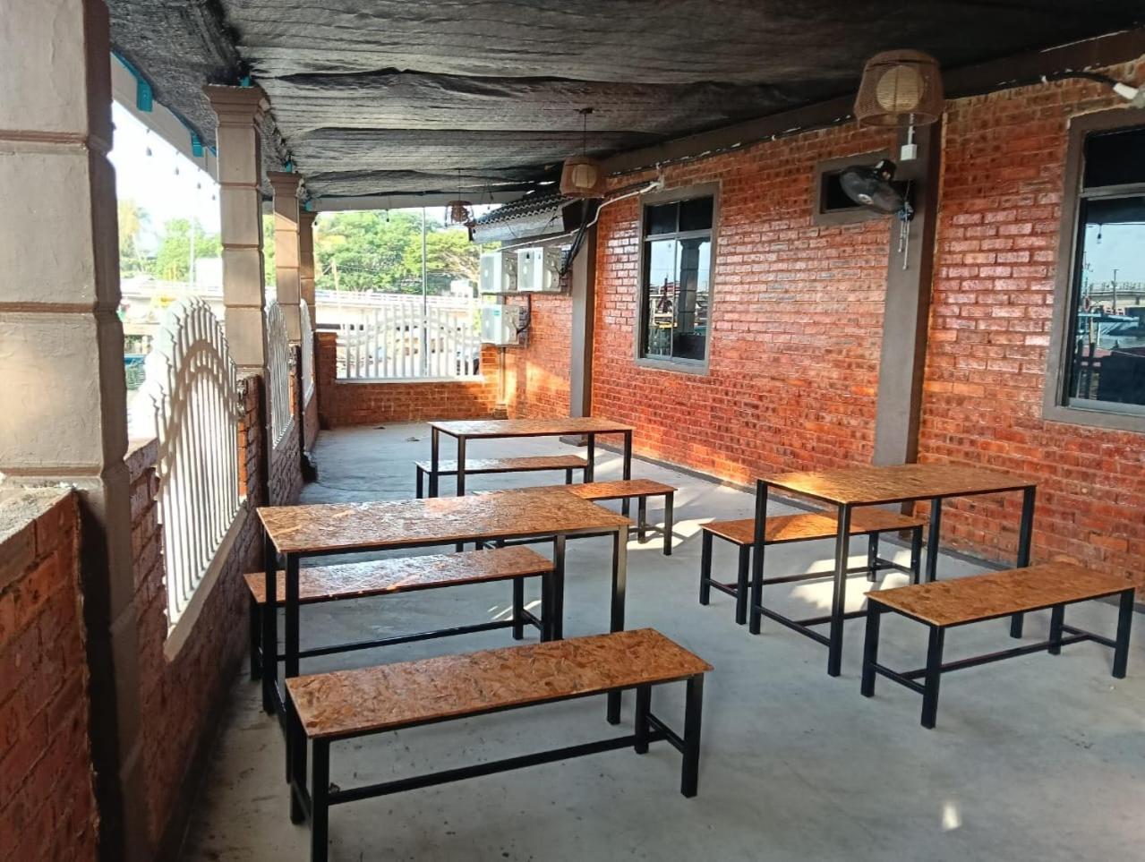 Roomstay By Abe Cottage Kampung Kuala Besut Bagian luar foto